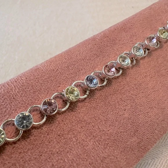 Y2K Vintage Avon Disney Tinkerbell Charm Bracelet Pastel Crystal Rhinestones - Picture 10 of 15